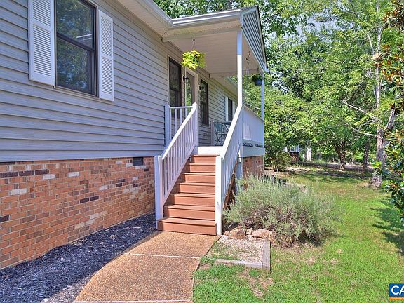 5th image of 361 Jefferson Dr