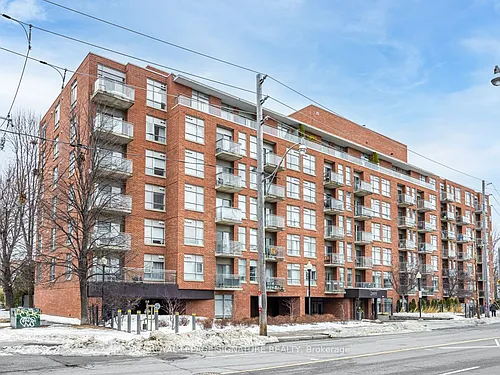 2495 Dundas St W #316 Photo 1