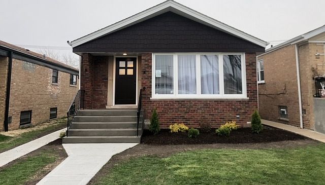 1st image of 5820 S Oak Park Ave