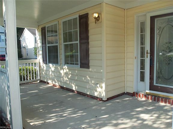 4th image of 3008 Doncaster Dr