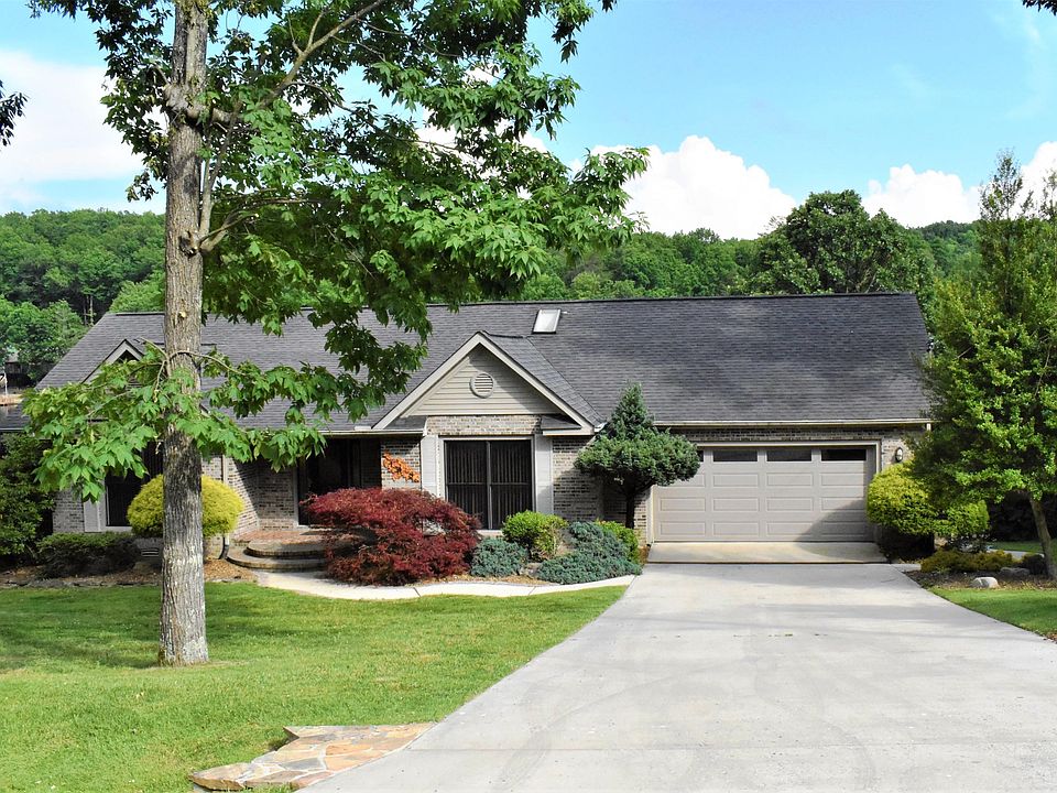 1st image of 148 Motthaven Dr