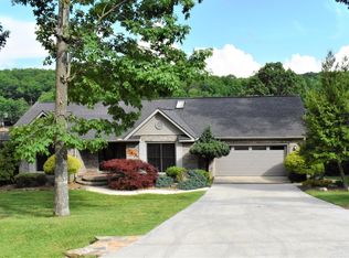 148 Motthaven Dr, Fairfield Glade, TN 38558
