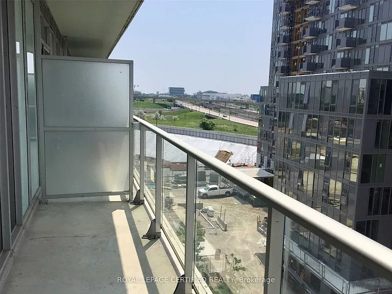 565 Wilson Ave #606W — Photo 20