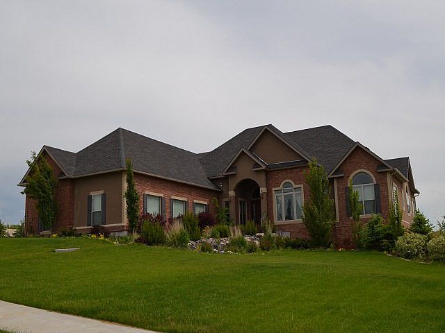1st image of 648 Wheatland Dr