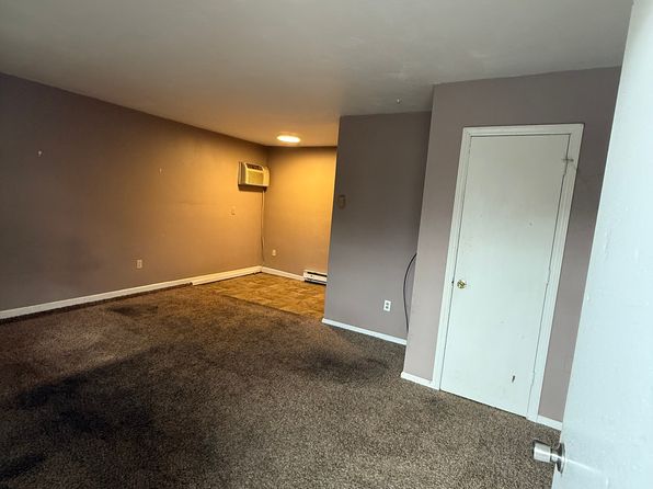 500 Wrays Chapel Rd #4