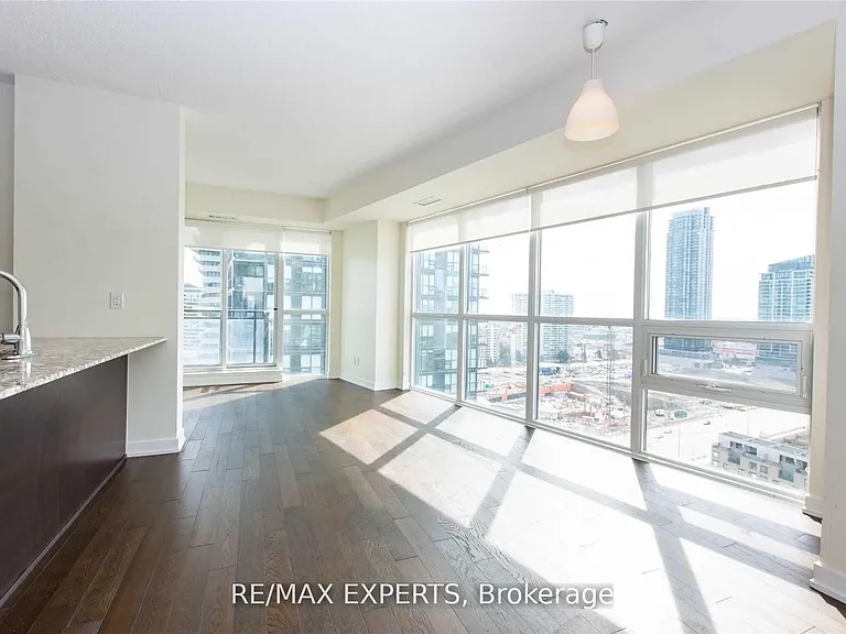 510 Curran Pl #1002 — Photo 8