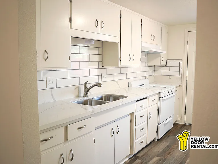 201 E Sequoia Ave #1 — Photo 6