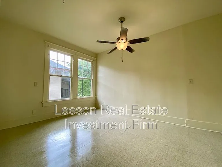 451 Egan St — Photo 9