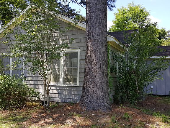 Northeast corner