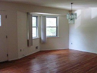 2nd image of 39C Sussex Dr #C