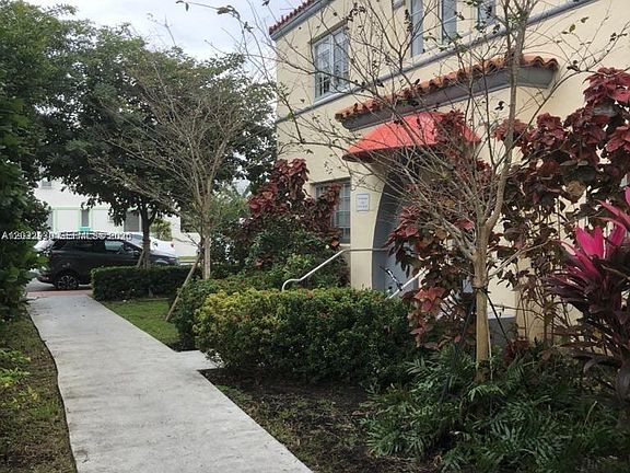 3rd image of 1450 Meridian Ave #104