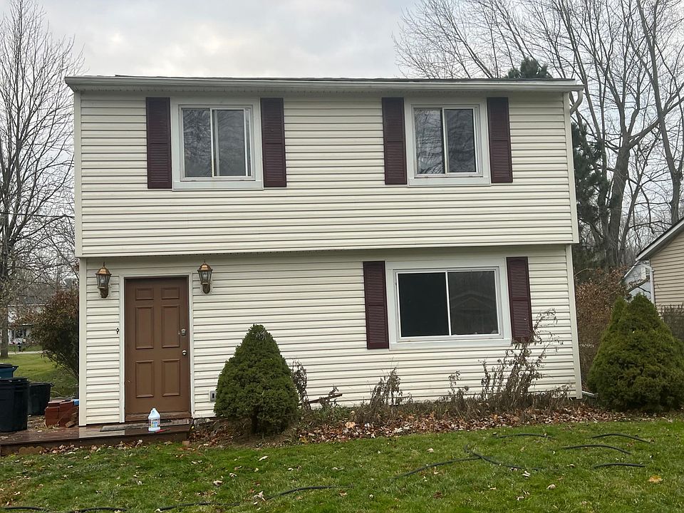 1st image of 35456 King Dr