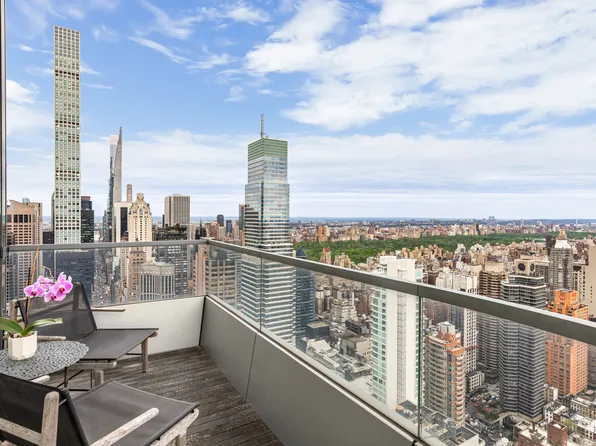 252 East 57th Street image 5 of 27