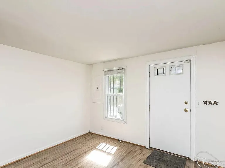 314 Otterbein St — Photo 2