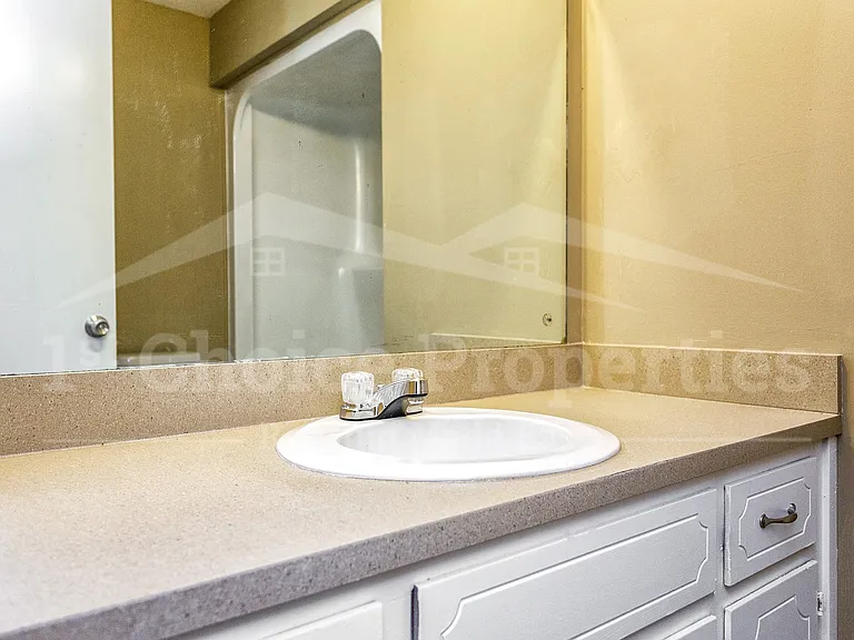 5849 Janet Dr — Photo 14