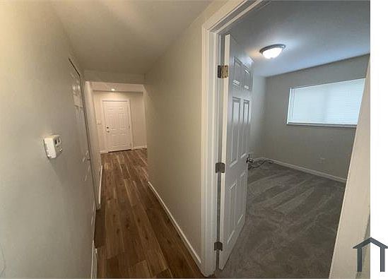 3rd image of 7643 Rivard Ave