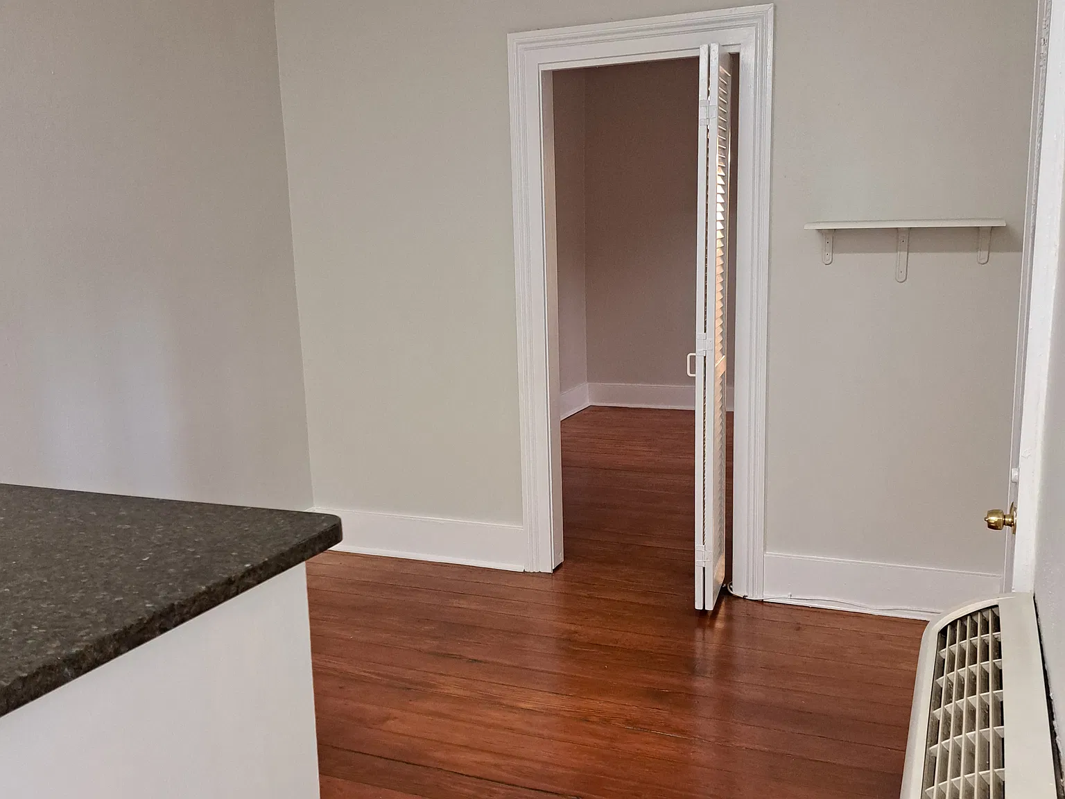 514 Madison St — Photo 3