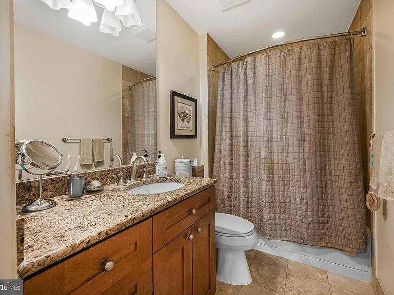 12500 Park Potomac Ave #905 — Photo 17