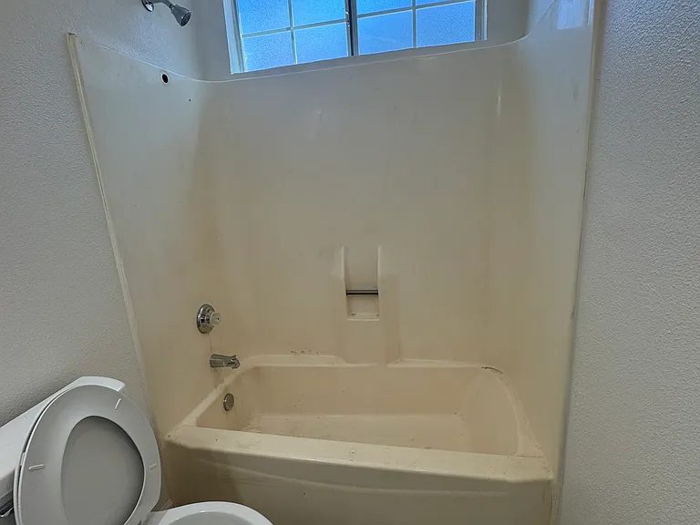 1123 Valerie St — Photo 18