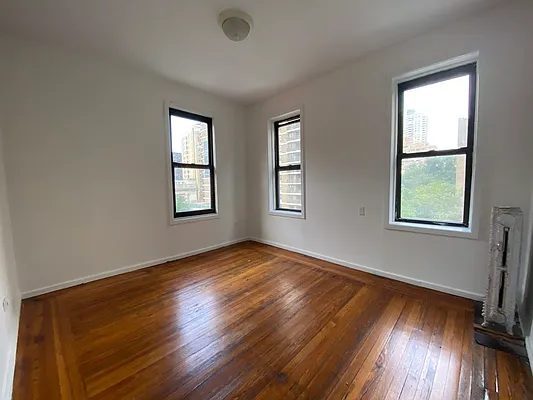 Rented by Realify LLC | media 5