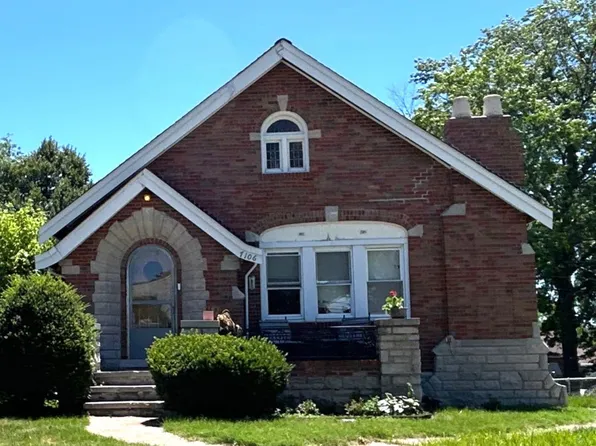 7106 Sharp Ave, Saint Louis, MO 63116