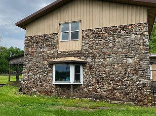 67995 E 160th Rd, Wyandotte, OK 74370