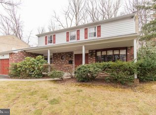 3212 W Bruce Dr, Dresher, PA 19025