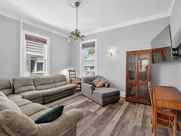 93 West 35th Street image 15 of 47