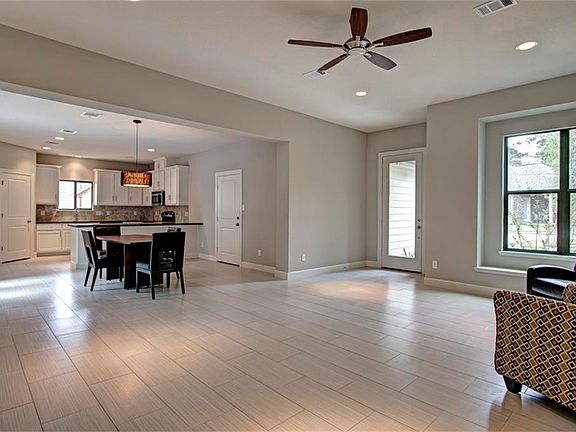 5th image of 11631 Goldfinch Ln