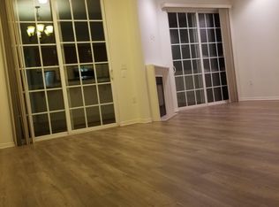 11215 Huston St APT 205, North Hollywood, CA 91601