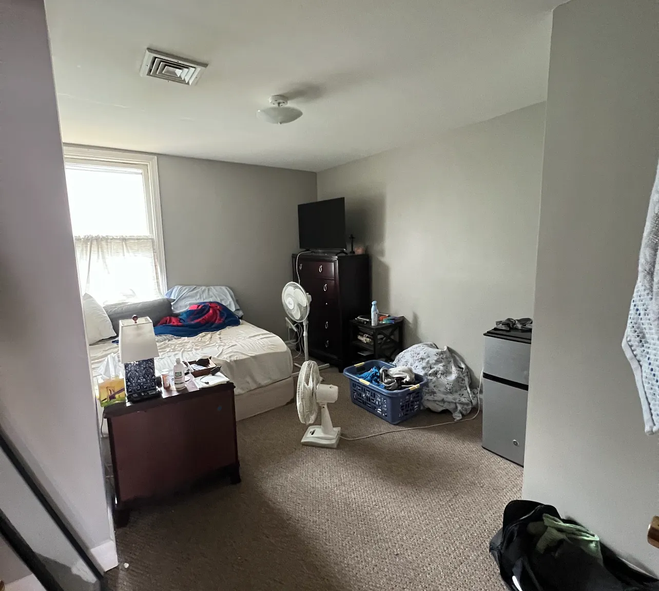 2 bed, 800 sqft, $1,200 — Photo 2