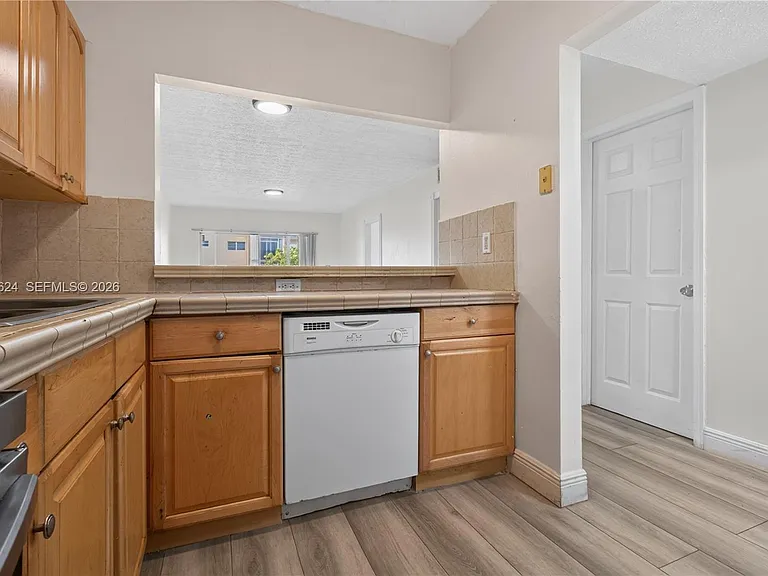 6070 W 18th Ave #209 — Photo 5