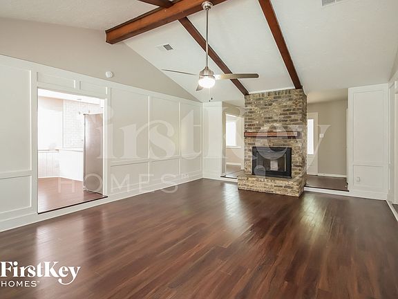 3rd image of 13915 Briarworth Dr