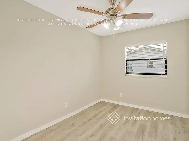 2751 NW 23rd St — Photo 14