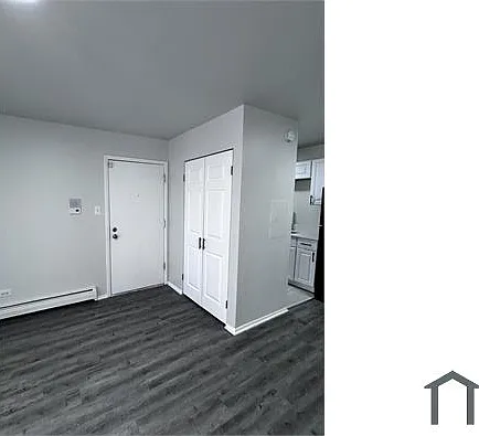 3 bed, 1000 sqft, $1,600 — Photo 3