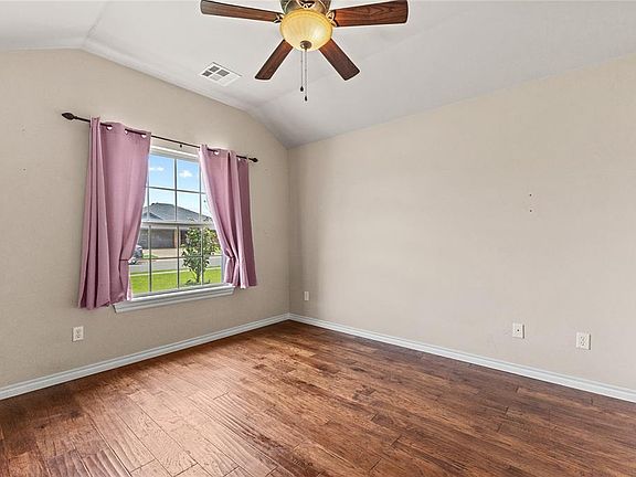4th image of 2209 Stratta Dr