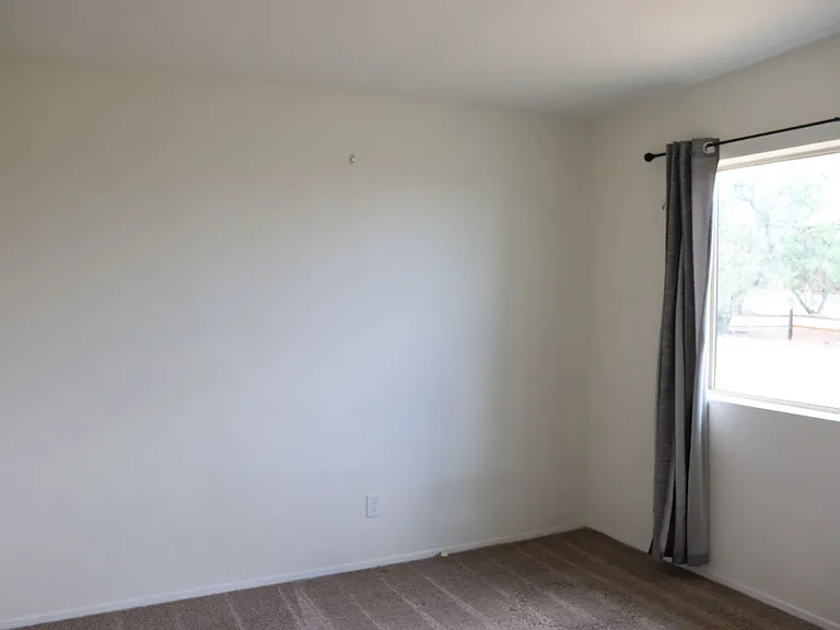 5001 S Sioux Ave — Photo 13