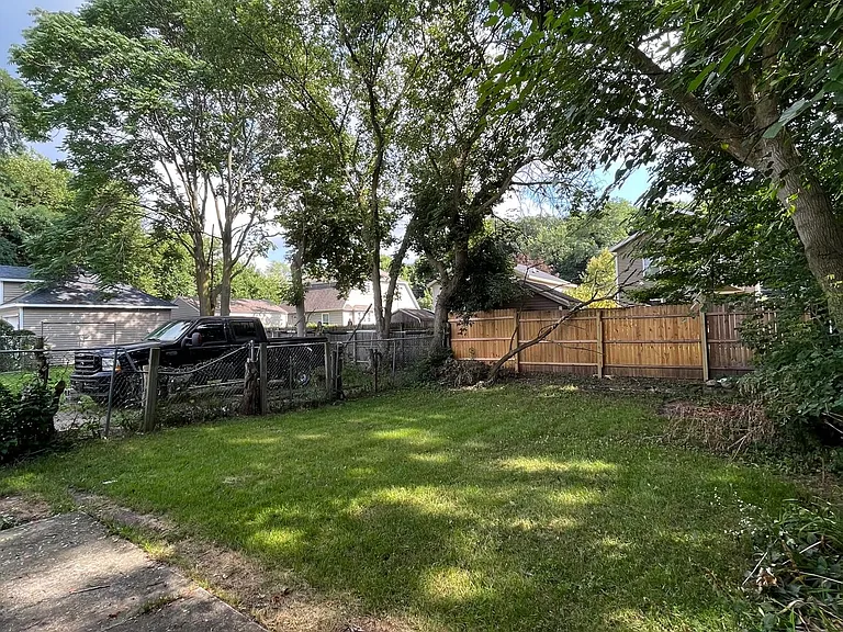 858 Baxter St SE — Photo 30