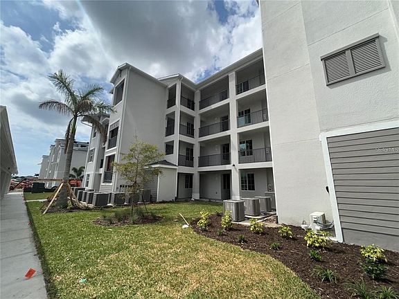 2nd image of 12240 WELLEN GOLF STREET #403
