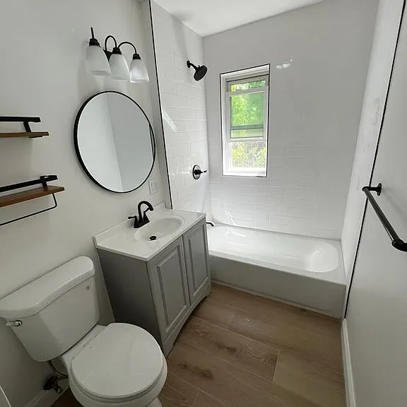 16 Branch Ave #2 — Photo 1