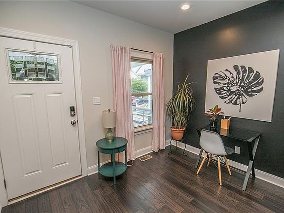 4th image of 5821 Bridge Ave