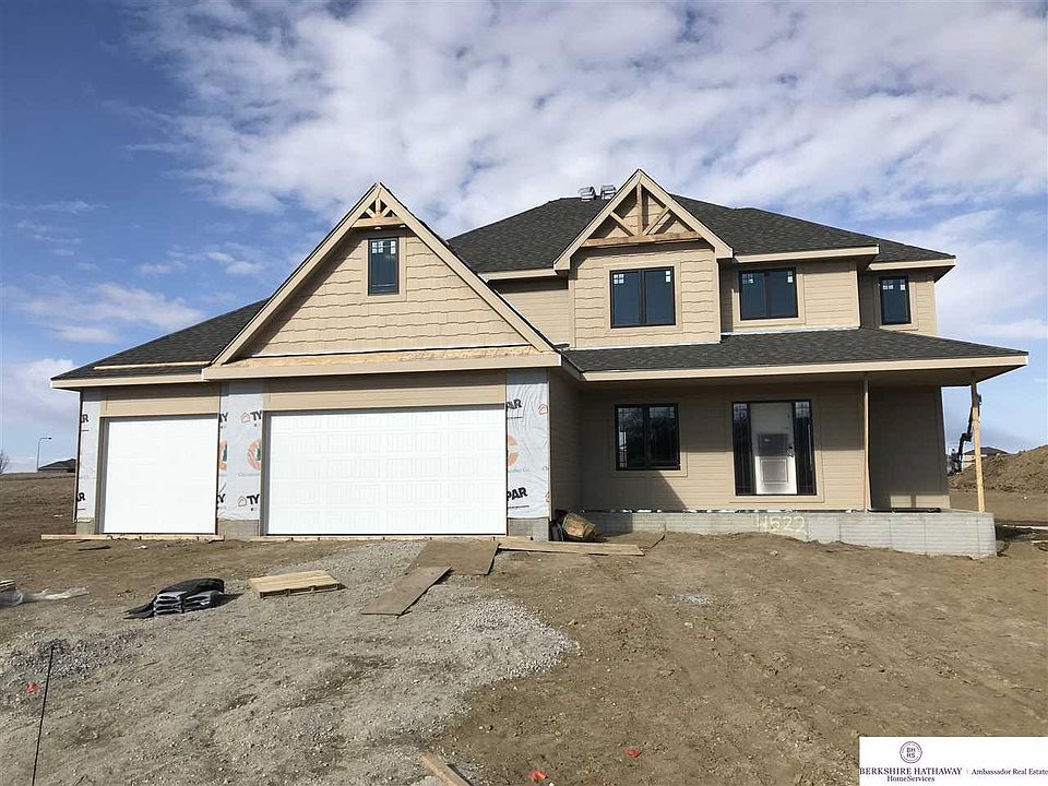 1st image of 4522 S 217th Ave