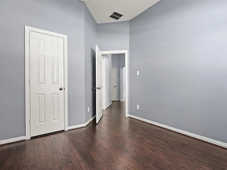 7611 Waterlilly Ln — Photo 22