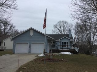 228 19th St SW, Rochester, MN 55902