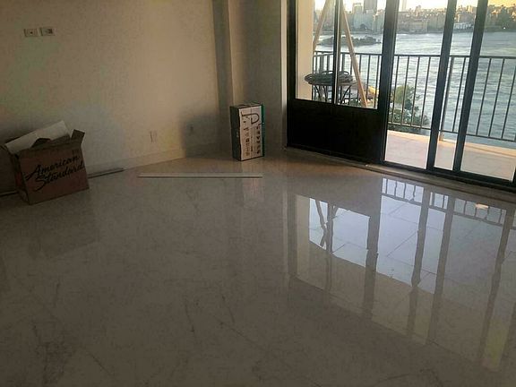 4th image of 2540 Shore Blvd Ph 18B