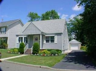 20 Quaid Ave, Sayreville, NJ