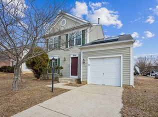 8566 Kingsway Dr, White Plains, MD 20695