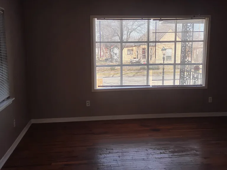 1304 E Tucker St — Photo 7