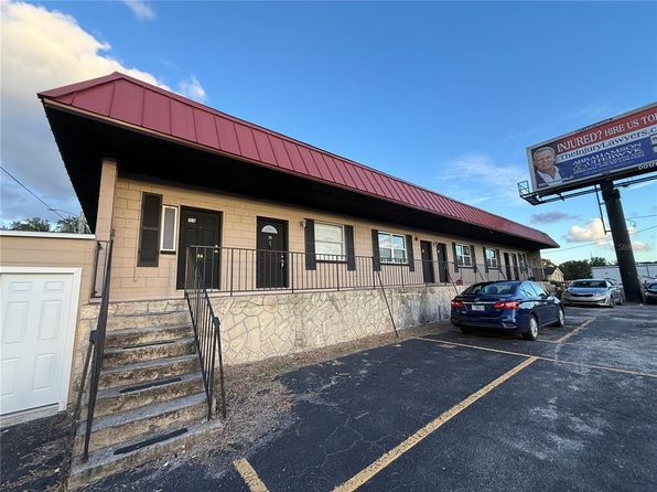 8923 N 40th St APT 5