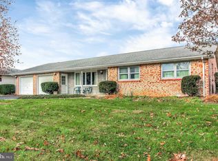 910 Sheffield Ave, Mechanicsburg, PA 17055